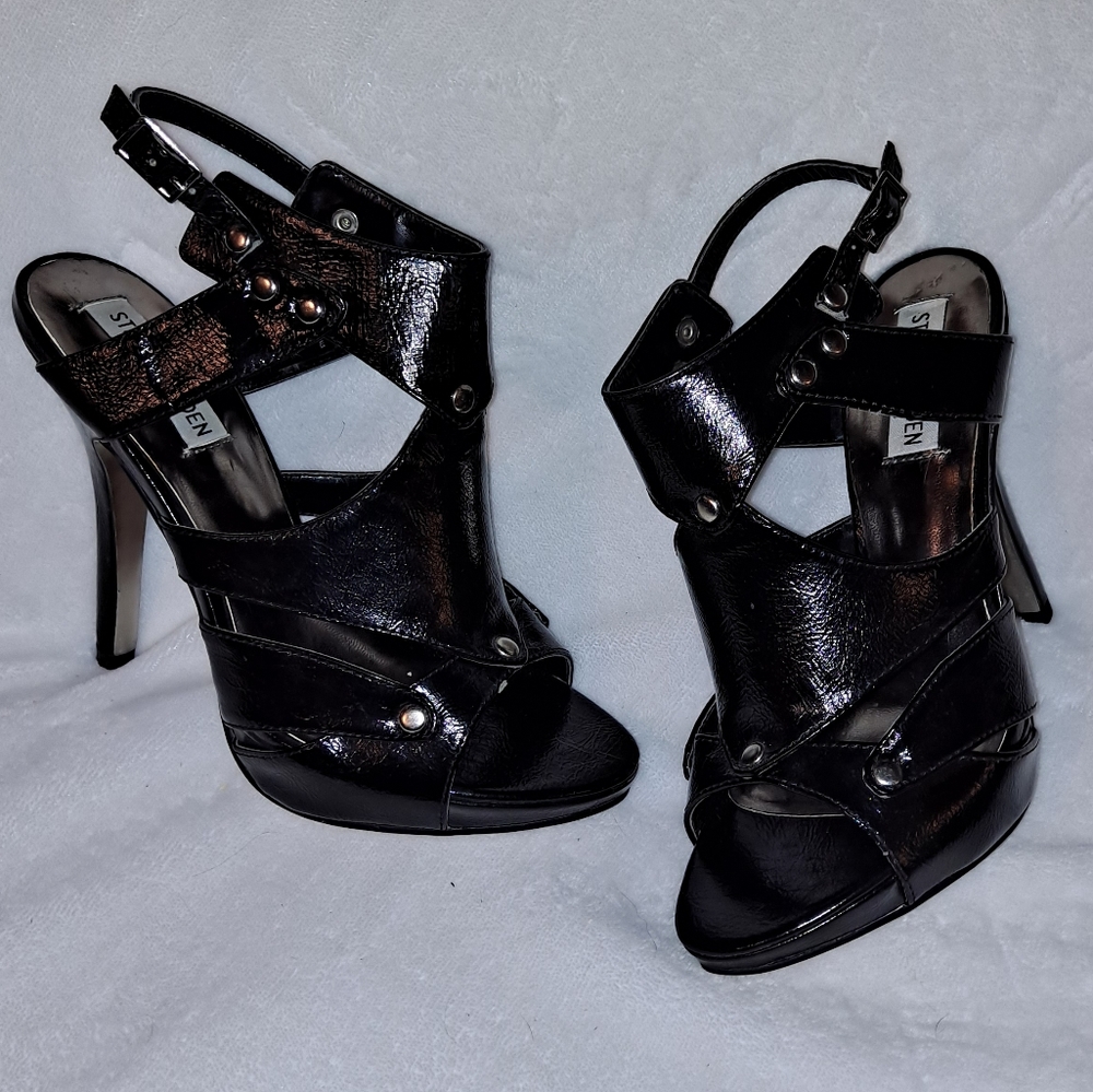 Steve Madden black pumps size 7.5